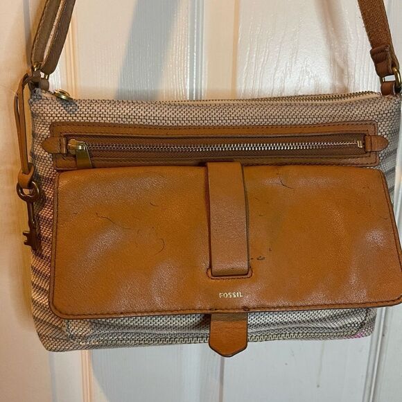Fossil kinley Cotton stripes beige and taupe leather tan trims crossbody bag. - Picture 5 of 13